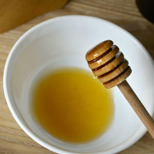 Cuillère à miel en bois écologique et responsable